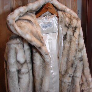 Pamela McCoy Hooded Fur Coat